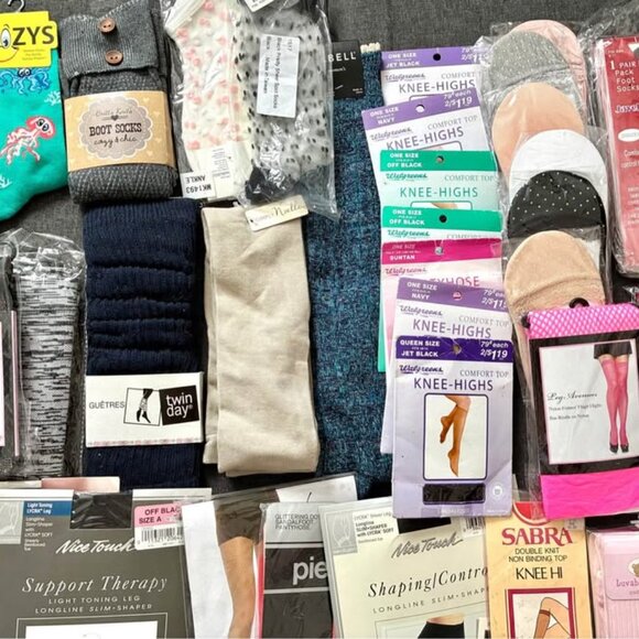 50 Count Sock,stockings bundle mixed sizes - Picture 3 of 3